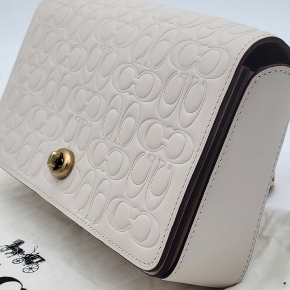 💥NWOT💥 Coach Dinky w/ Signature Embossing, Chalk - Picture 3 of 16